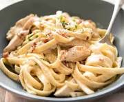 Creamy Spaghetti Chicken & Beacon Carbonara